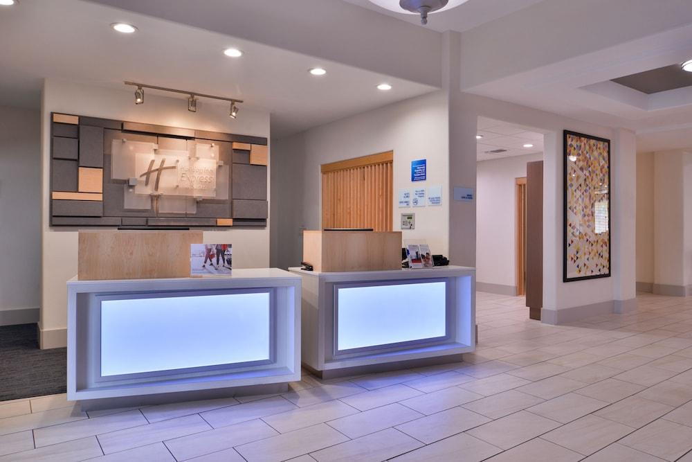 Express Hotel&suites Nw-medical Area, An Ihg San Antonio