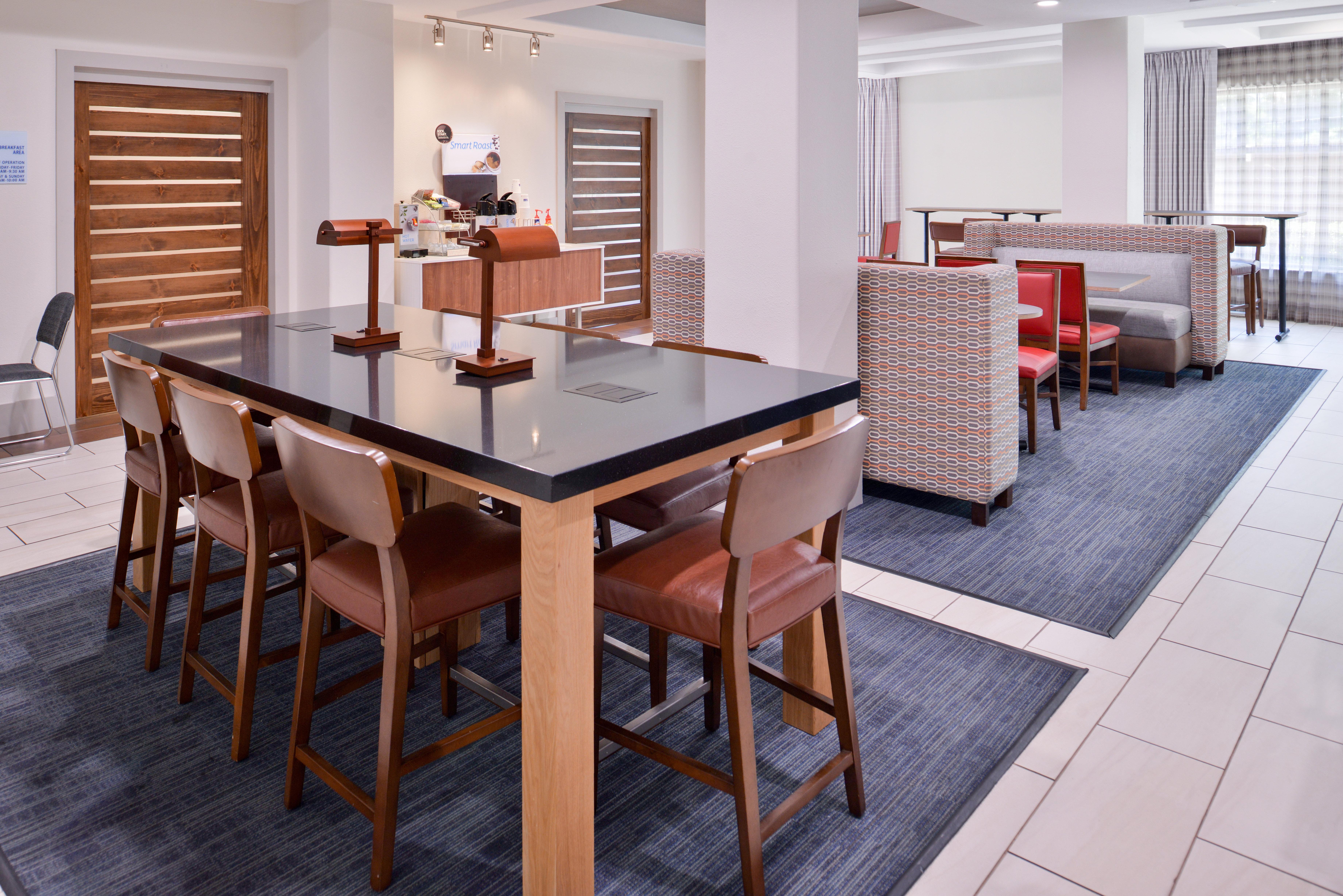 Hotel Express Hotel&suites Nw-medical Area, An Ihg San Antonio